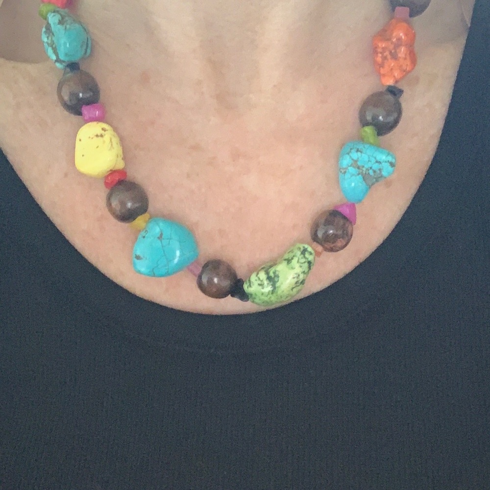 Necklace with beautiful multi colored stones